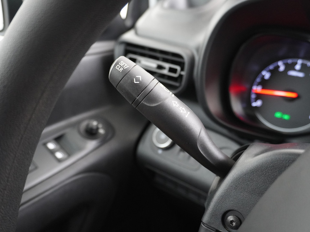 Opel Combo 1.5D L2H1 102PK, Cruise Control, Navigatie, Climat, EX Lease 19