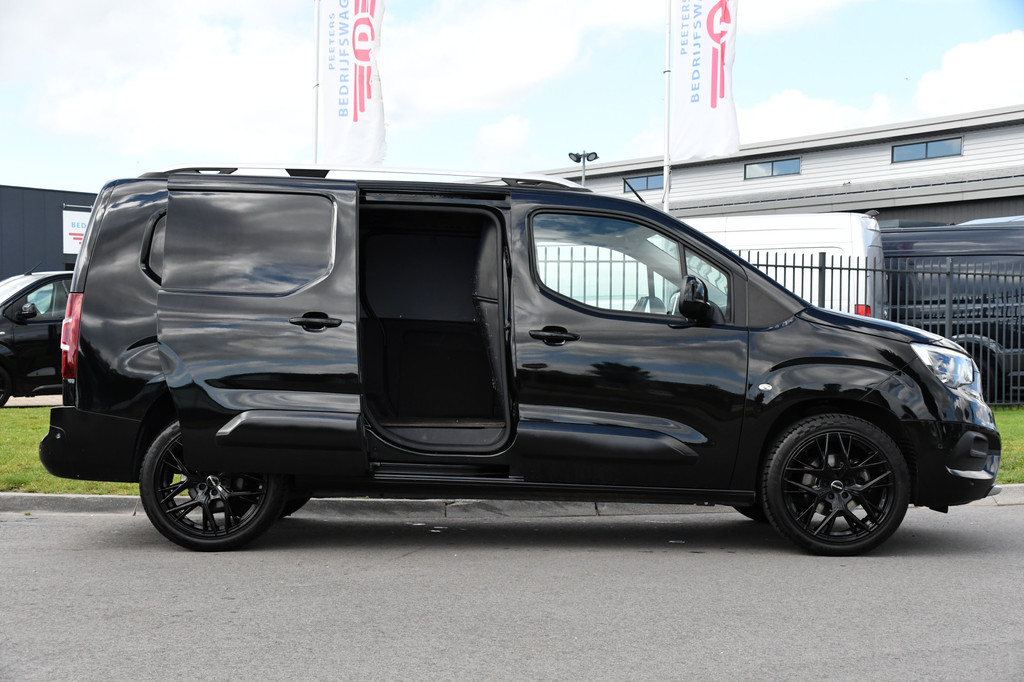 Opel Combo 1.5D L2H1 Black Edition Camera, Cruise, Carplay, Automaat, 130pk, Multimedia, Trekhaak, Keyless, Uniek! 11