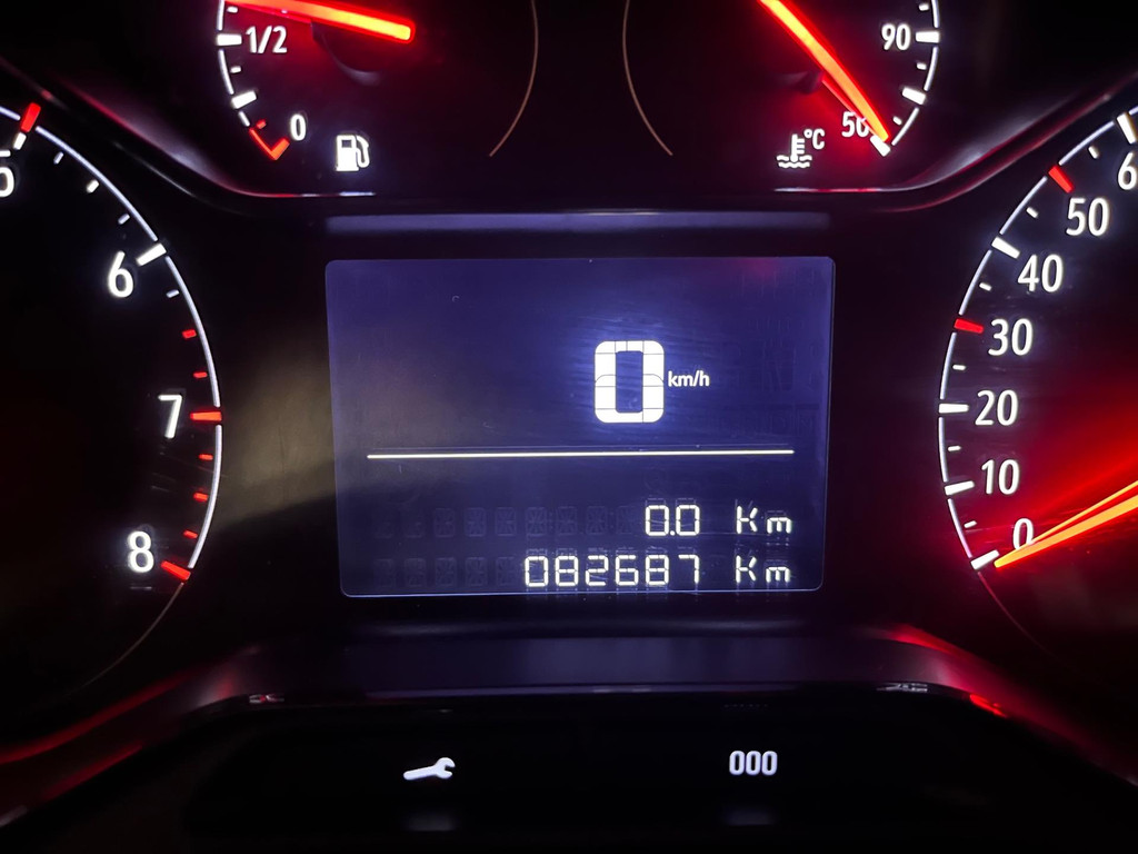 Opel Combo L2H1 1.5D 130pk euro6 Edition, Airco, Camera, CruiseControl, Navigatie, Trekhaak, RIJKLAARPRIJS! 12