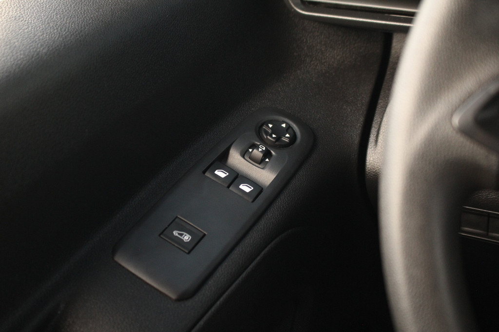 Opel Combo 1.5D 102pk L1H1 Edition | Climate | Camera | Lease 241,- p/m 16