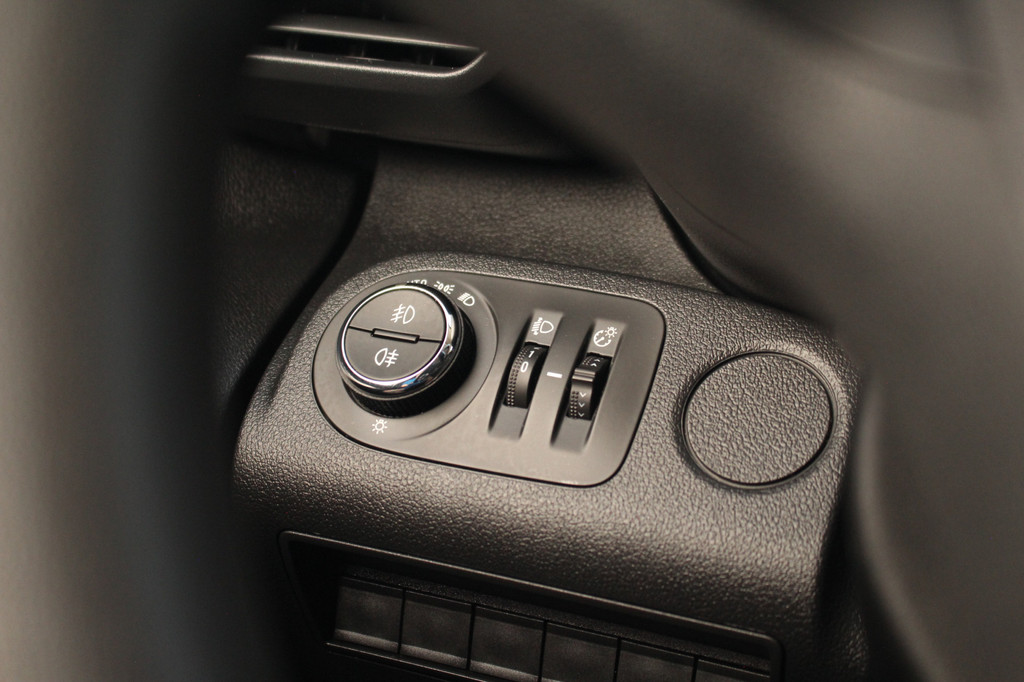 Opel Combo 1.5D 102pk L1H1 Edition | Climate | Camera | Lease 241,- p/m 17