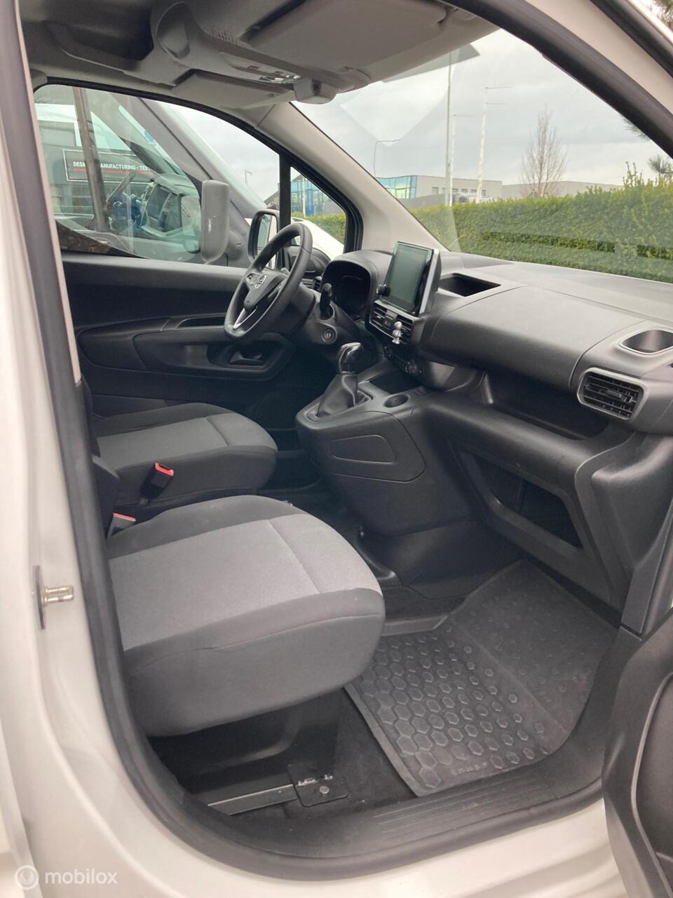Opel Combo1.5 HDI L2H1 AIRCO EURO 6 EUR 10750,- + 21% BTW / TAX 8