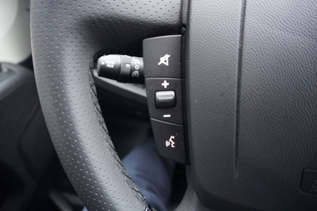 Opel Movano 2.2D 140PK L2H2 3.5t nr. V009| Climat | Cruise | Apple CP-Android auto 19