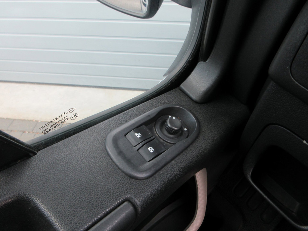 Opel Movano 2.3 CDTI 125 pk L2H2 3 zits 20