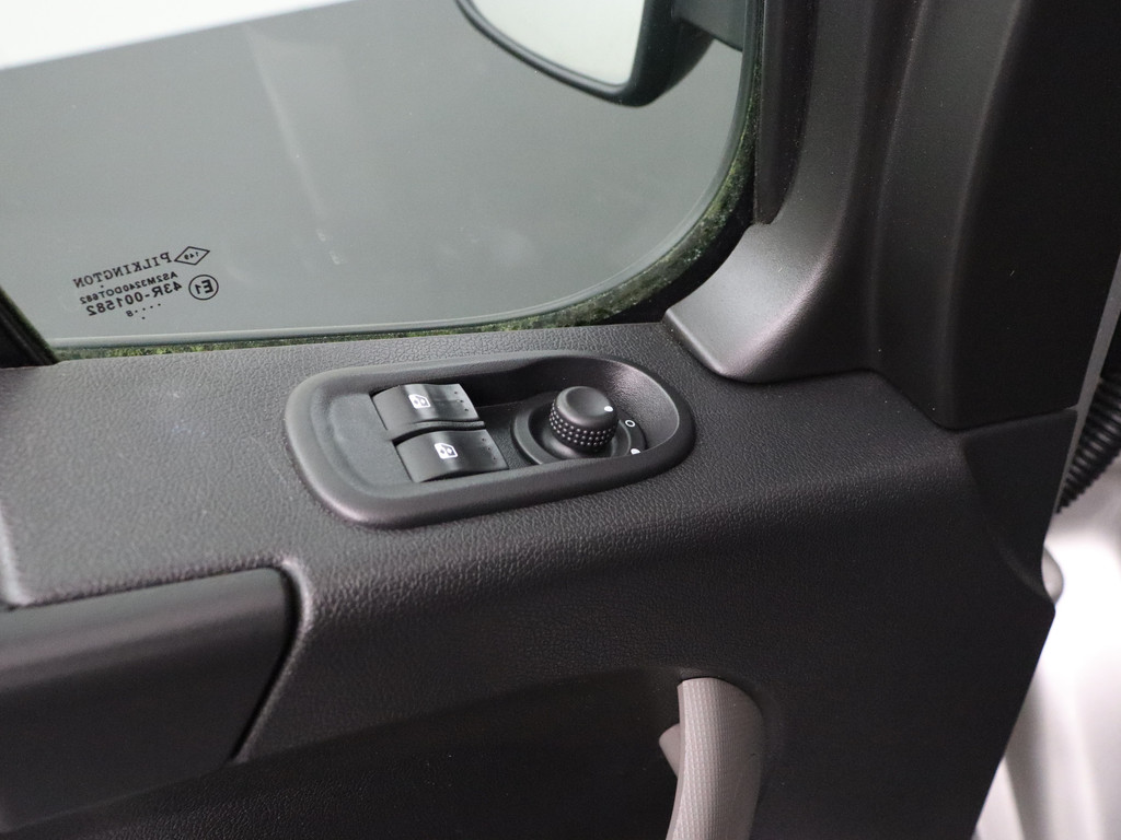 Opel Movano 2.3CDTI 170PK BiTurbo L2H2 Dubbele Cabine | 7-Persoons | Navigatie | Camera | Airco | Trekhaak 8