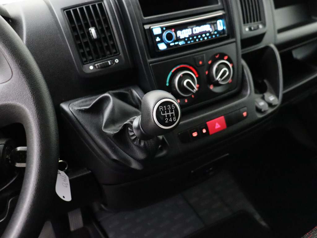 Opel Movano 2.3CDTi 140PK Bakwagen+Laadlift | Airco | Camera | 3-Persoons | Dakspoiler 17