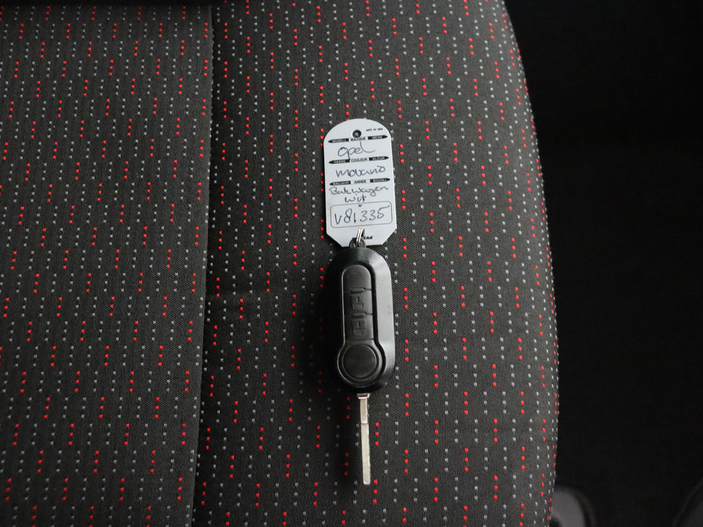 Opel Movano 2.3CDTi 140PK Bakwagen+Laadlift | Airco | Camera | 3-Persoons | Dakspoiler 8