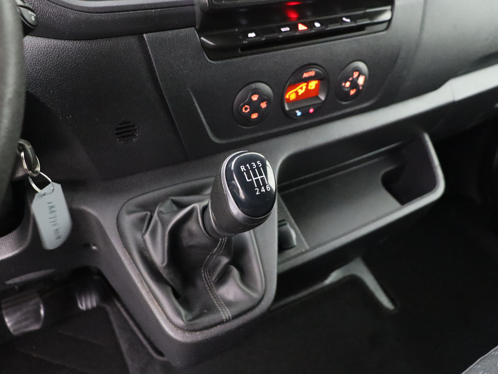 Opel Movano 2.3Turbo 135PK L2H2 | Navigatie | Camera | Trehaak | Airco | Cruise 16