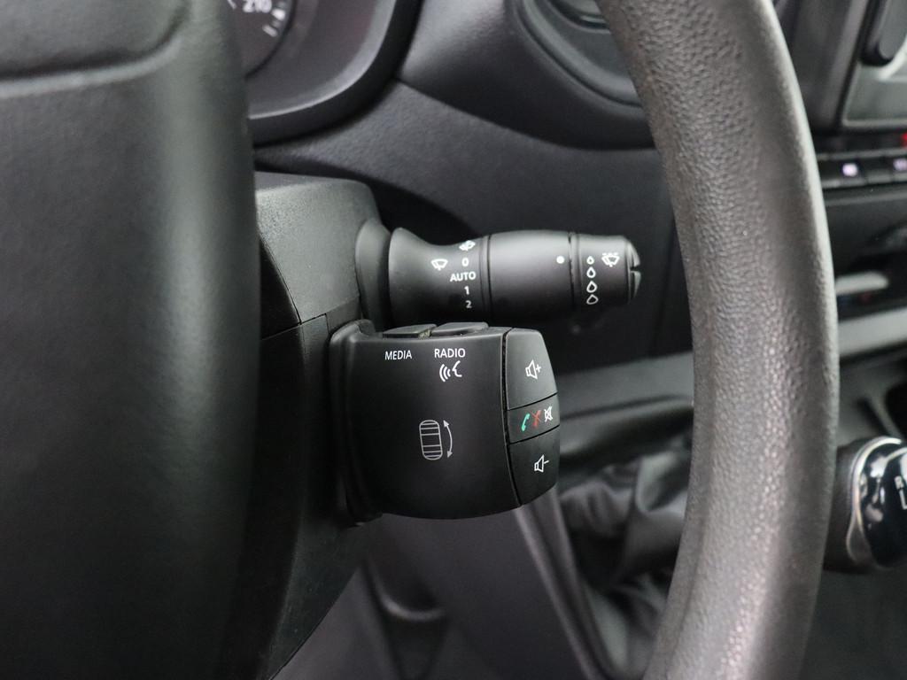 Opel Movano 2.3Turbo 135PK L3H2 | Inrichting | Oprijplaat ! | Navigatie | Camera | Airco | 3-Persoons | Cruise 16