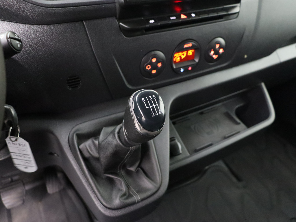 Opel Movano 2.3Turbo 135PK L3H2 | Inrichting | Oprijplaat ! | Navigatie | Camera | Airco | 3-Persoons | Cruise 17