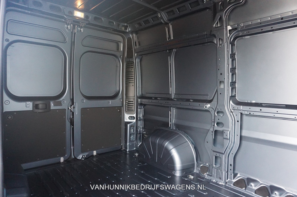 Opel Movano 3500 2.2 CDTI 140PK L2H2 BPM VRIJ!! Airco, Cruise, DAB+, PDC!! Nr. 428 8