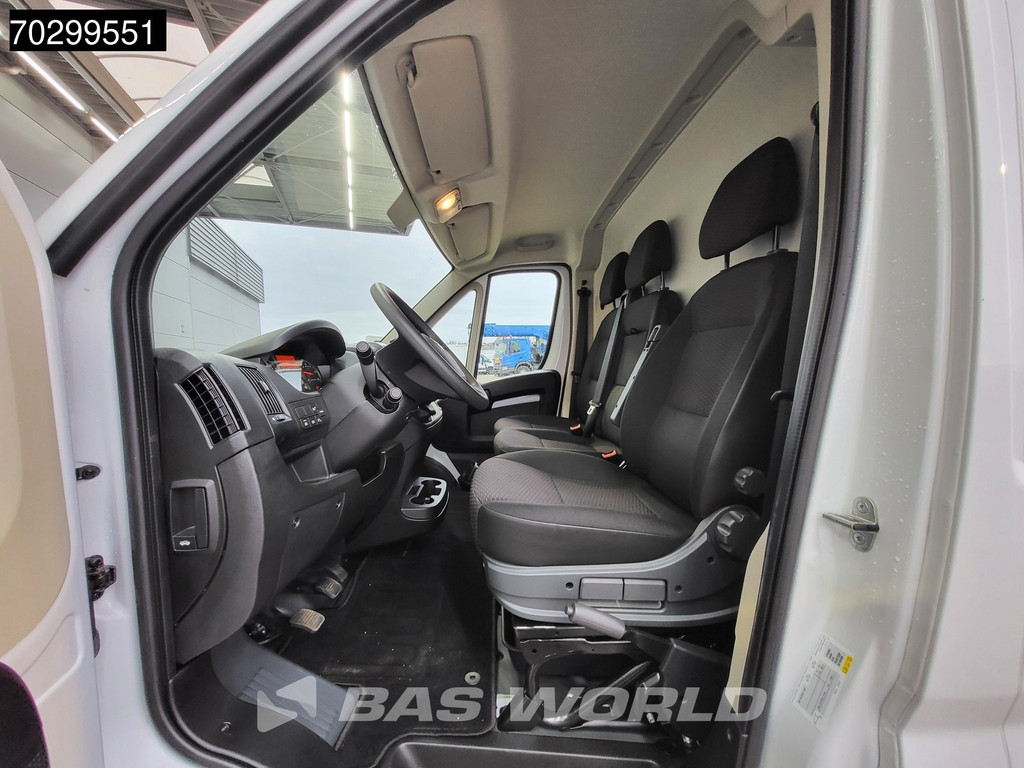 Opel Movano 140PK L3H2 Airco Cruise Parkeersensoren Euro6 L3 Airco Cruise control 12