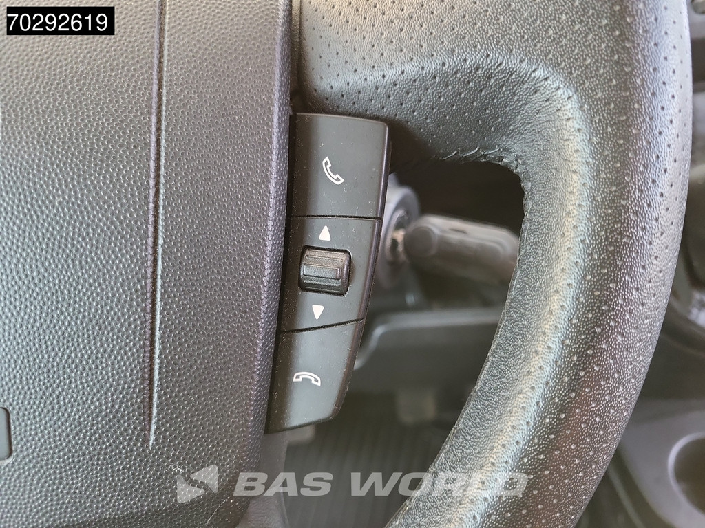 Opel Movano 140PK Laadklep Bakwagen Airco Cruise Camera Euro6 Meubelbak Koffer 18m3 Airco Cruise control 18