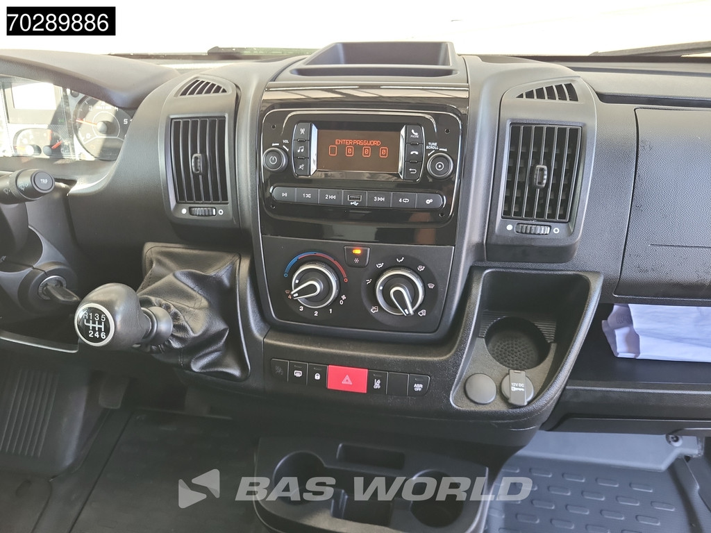 Opel Movano 165PK Laadklep Zijdeur Bakwagen Airco Cruise Camera Standkachel Euro6 Meubelbak Koffer 16m3 Airco Cruise control 15