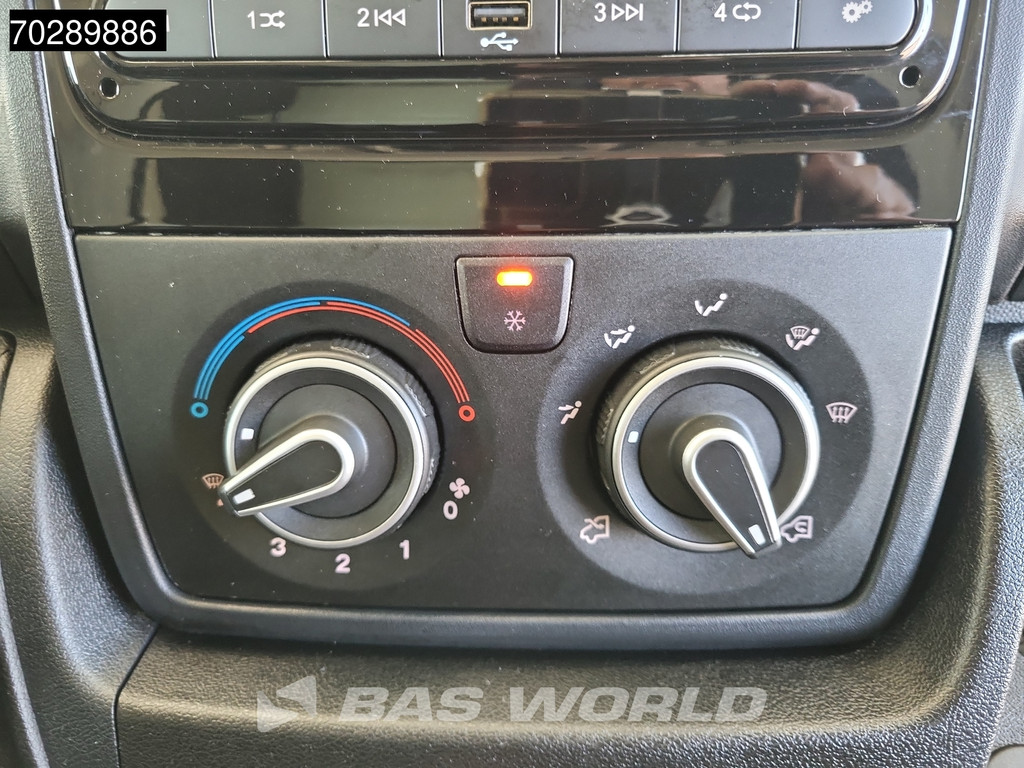 Opel Movano 165PK Laadklep Zijdeur Bakwagen Airco Cruise Camera Standkachel Euro6 Meubelbak Koffer 16m3 Airco Cruise control 16