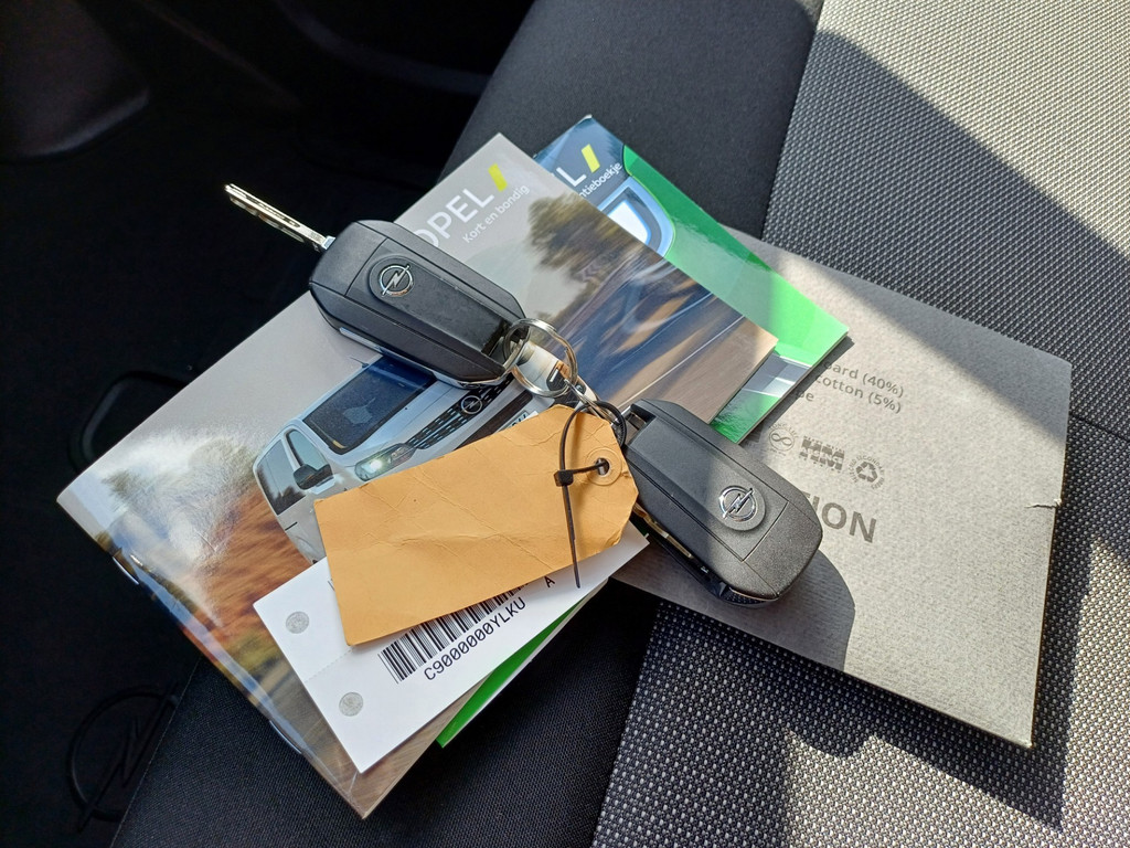 Opel Vivaro 1.5 BlueHDi 100 S&S L2 NAVI/CAMERA/CRUISE/PDC/6BAK 20