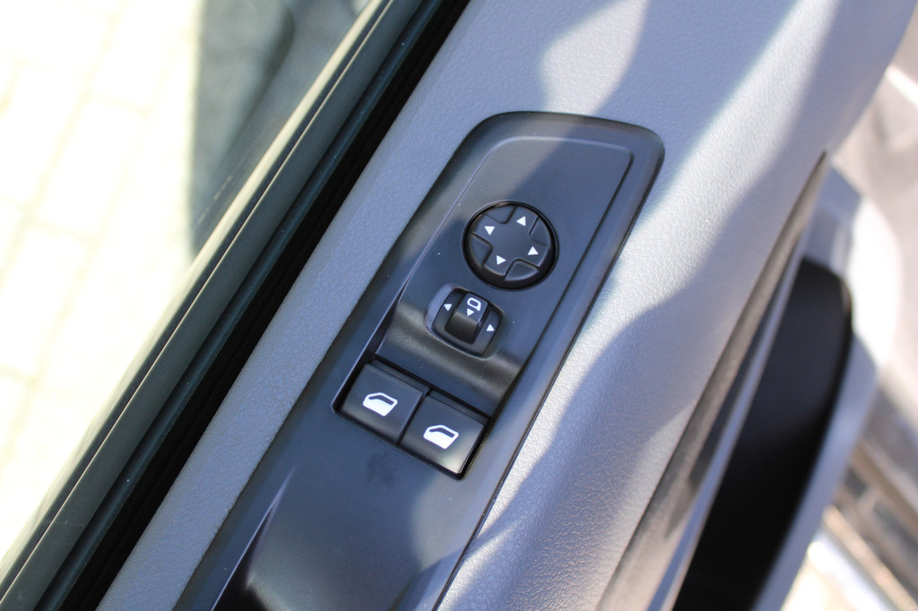 Opel Vivaro 1.5 CDTI 120PK L2H1 Edition, Trekhaak, Camera, Navigatie, Carplay/Android Auto Airco, Trekhaak, Navigatie, Achteruitrijcamera 11