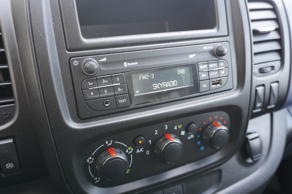 Opel Vivaro 1.6 CDTI 125PK L2 EURO 6 - Airco - Cruise - Trekhaak - ⬠8.900,- Excl. 8