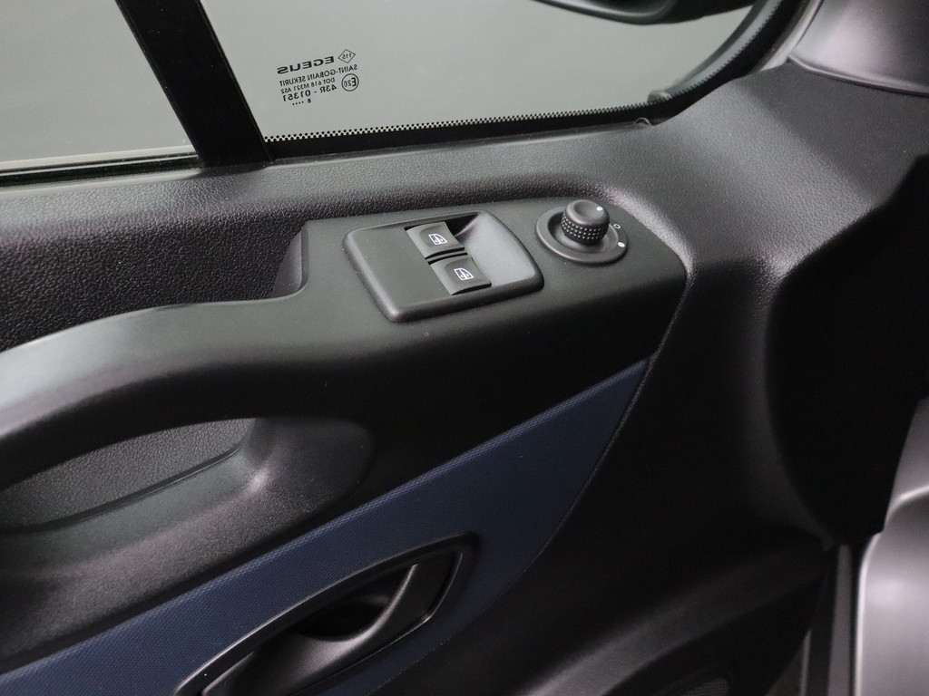 Opel Vivaro 1.6CDTI 125PK Lang Sport EcoFlex | Navigatie | Airco | Cruise | Trekhaak 8