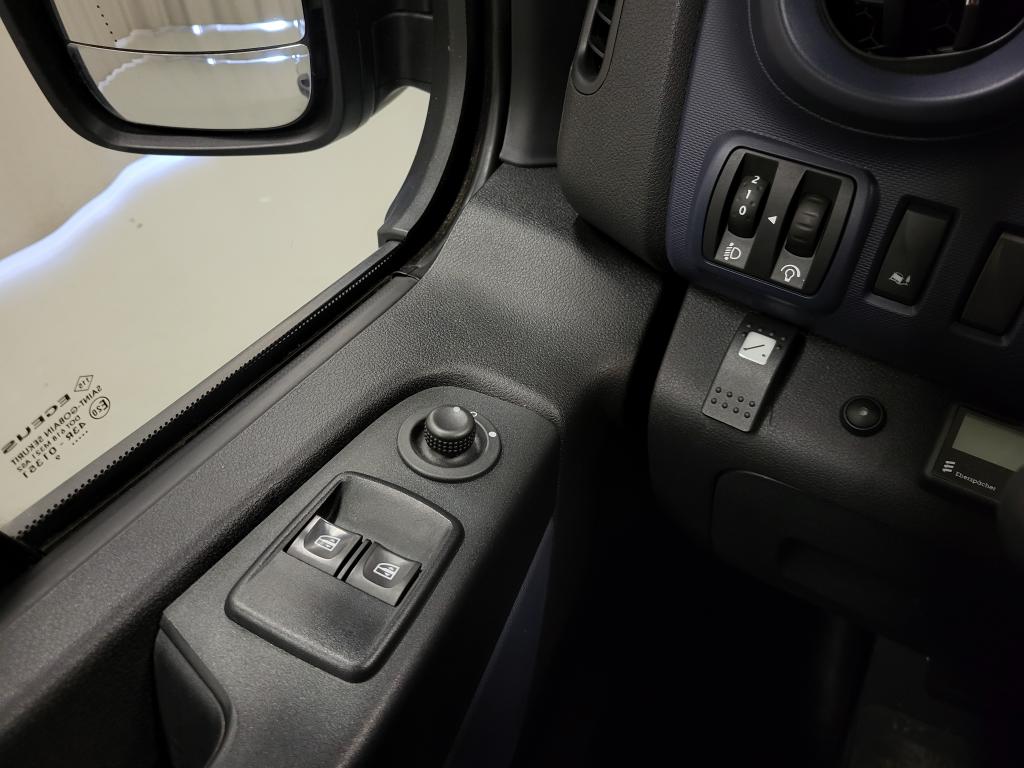 Opel Vivaro 1.6CDTI 126pk Euro 6 12