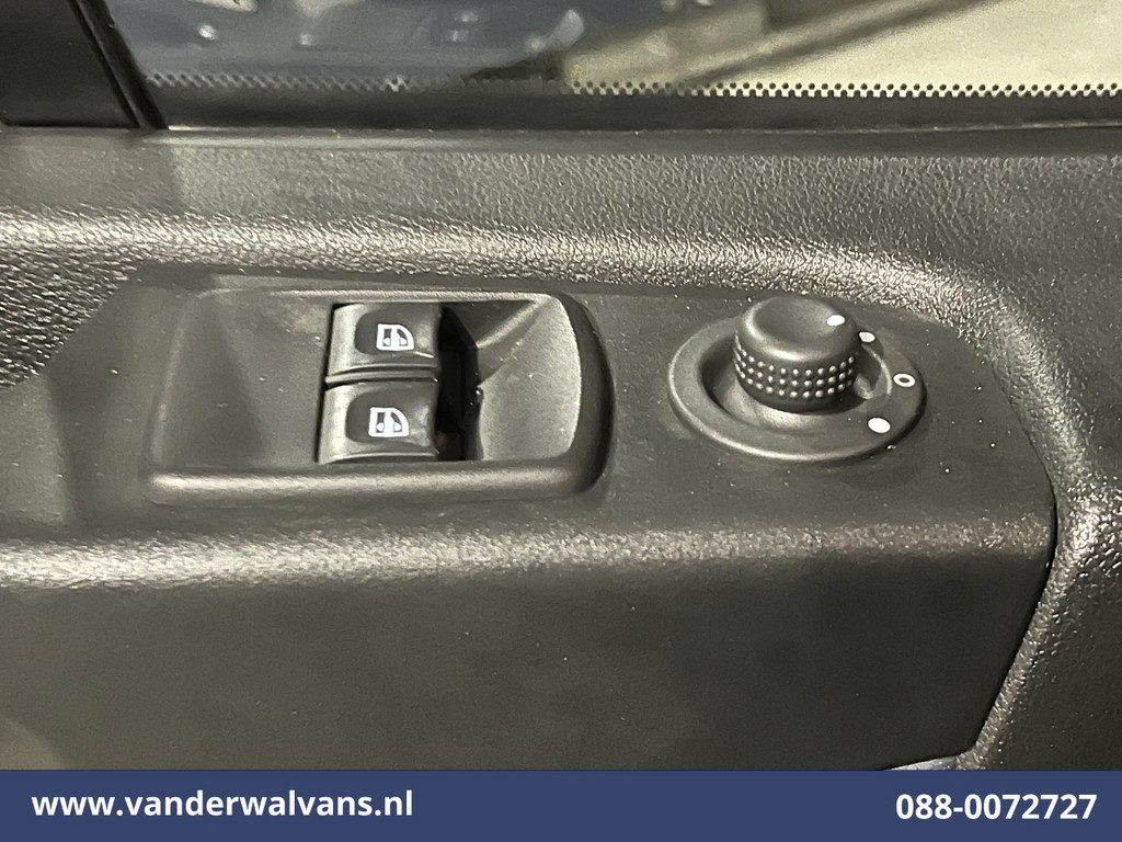 Opel Vivaro 1.6 CDTI 126pk L2H1 inrichting Euro6 Airco | LED | Cruiscontrol | Trekhaak Imperiaal, Trap, Bijrijdersbank 20
