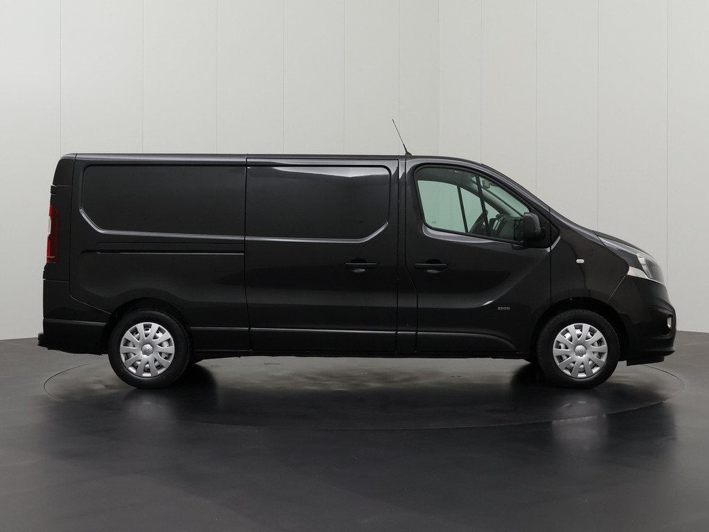 Opel Vivaro 1.6CDTI 145PK Sport EcoFlex | Navigatie | Airco | Camera | 3-Persoons | Trekhaak 13