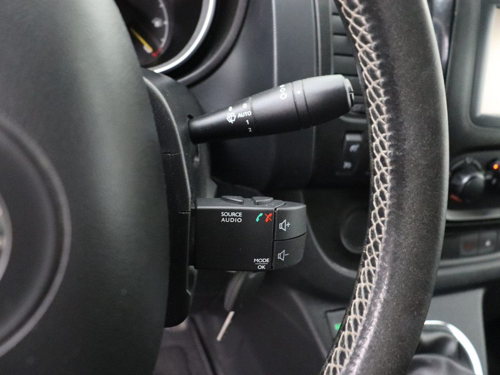 Opel Vivaro 1.6CDTI 145PK Sport EcoFlex | Navigatie | Airco | Camera | 3-Persoons | Trekhaak 15