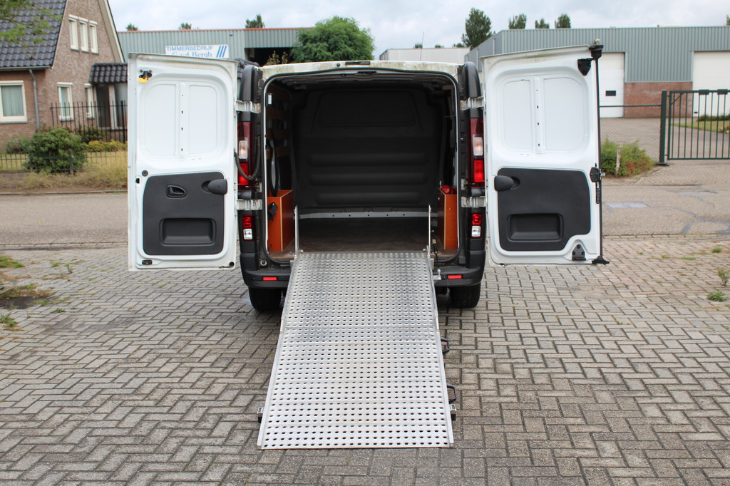 Opel Vivaro 1.6 CDTI 95PK Euro6 L2 Edition â 3-zits â oprij-plaat â airco 8