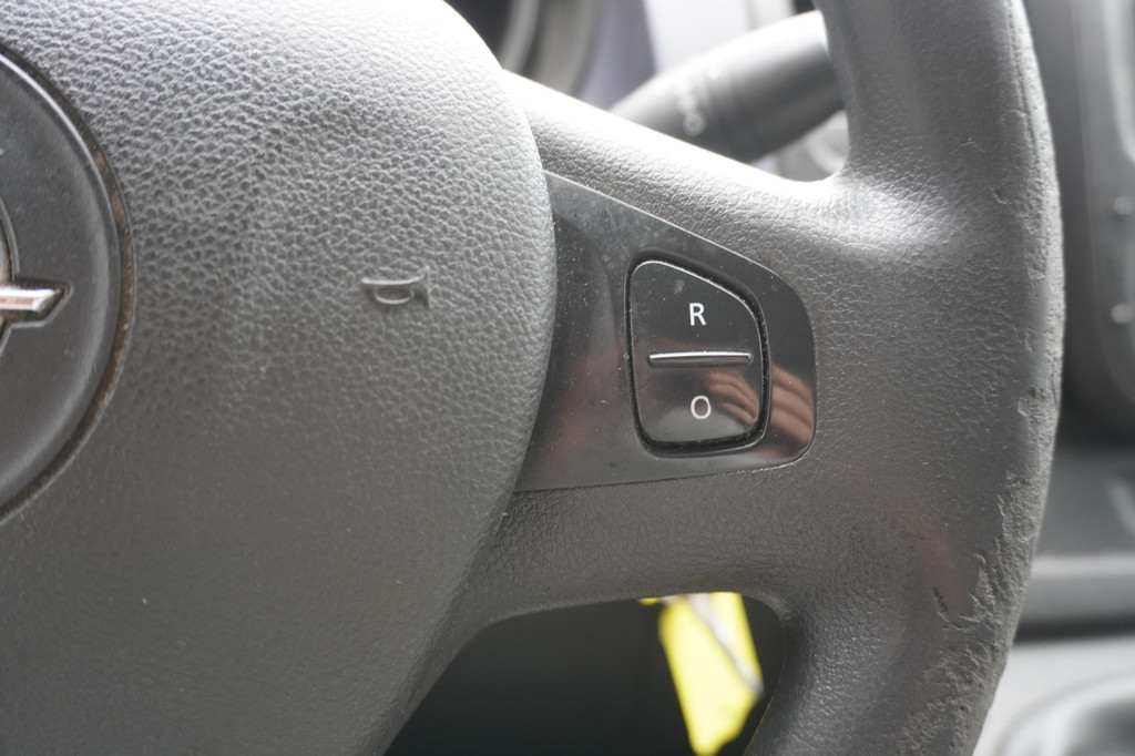 Opel Vivaro 1.6 CDTI EURO 6 - Airco - Cruise - â¬5.450,- Excl. 12