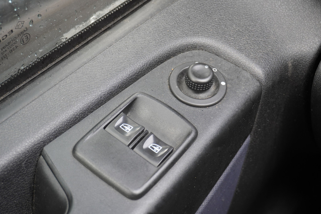 Opel Vivaro 1.6 CDTI EURO 6 - Airco - Cruise - â¬5.450,- Excl. 15