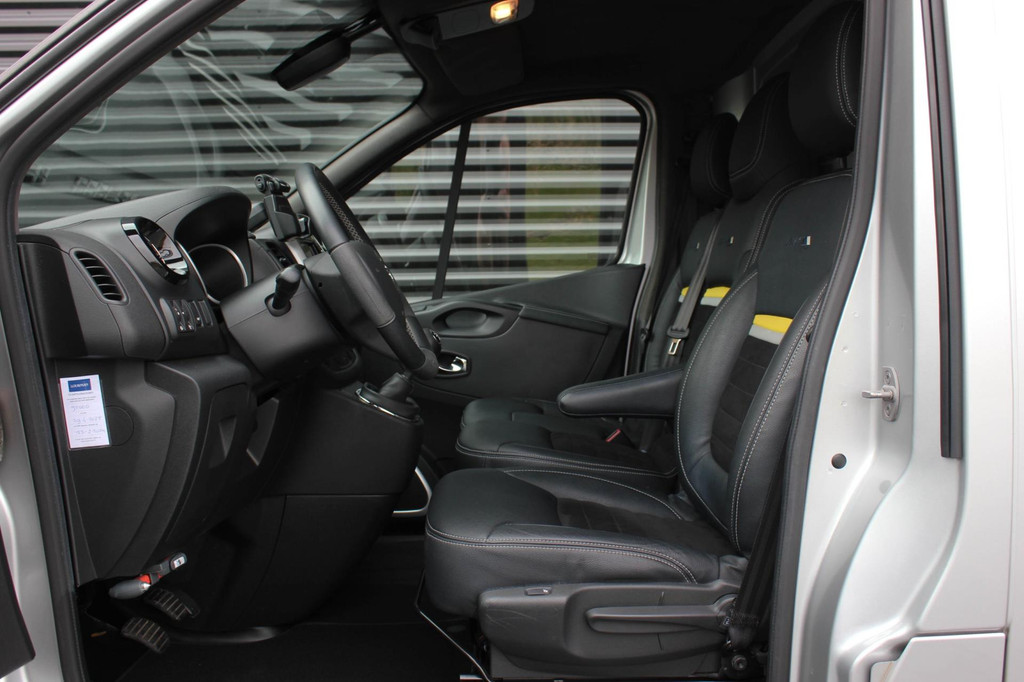 Opel Vivaro 1.6 CDTI L2H1 146PK Sport EcoFlex IRMSCHER 154/200 SPECIAL EDITION / FULL BLACK / NIEUWSTAAT / 80DKM / LEDER / CAMERA 12