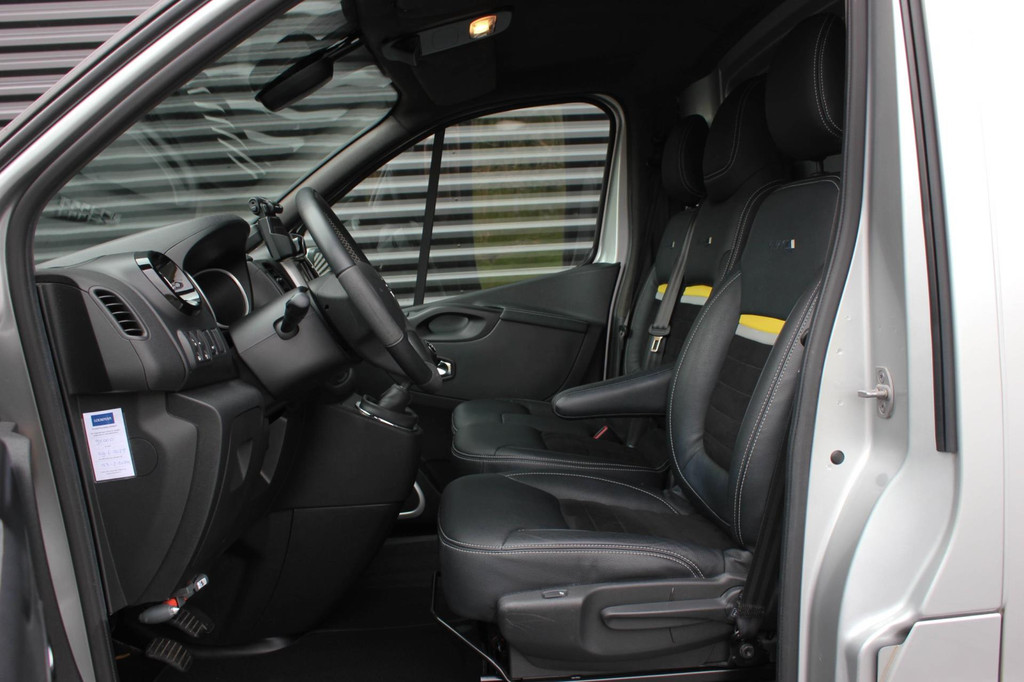 Opel Vivaro 1.6 CDTI L2H1 146PK Sport EcoFlex IRMSCHER 154/200 SPECIAL EDITION / FULL BLACK / NIEUWSTAAT / 80DKM / LEDER / CAMERA 14