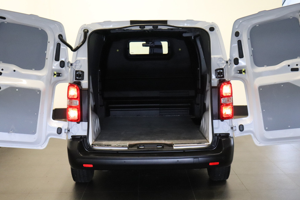 Opel Vivaro 2.0 BlueHDi 145PK EURO 6 - Airco - Navi - Cruise - ⬠18.900,- Excl. 8