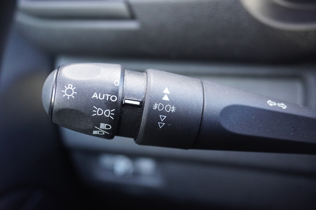 Opel Vivaro 2.0 BlueHDi 145PK L3 EURO 6 - Airco - Navi - Cruise - ⬠18.900,- Excl. 14