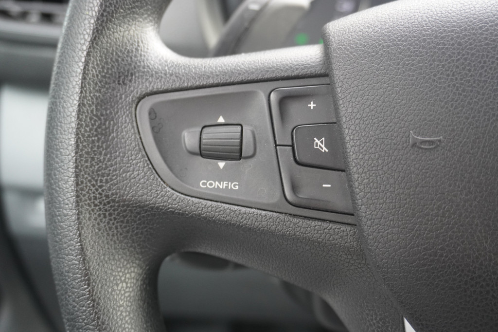 Opel Vivaro 2.0 CDTI 122PK Automaat 2x Schuifdeur EURO 6 - Airco - Navi - Cruise - ⬠13.950,- Excl. 16