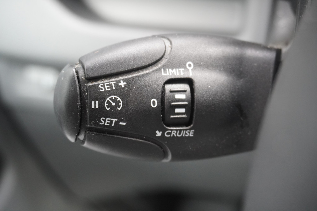 Opel Vivaro 2.0 CDTI 122PK Automaat 2x Schuifdeur EURO 6 - Airco - Navi - Cruise - ⬠13.950,- Excl. 19