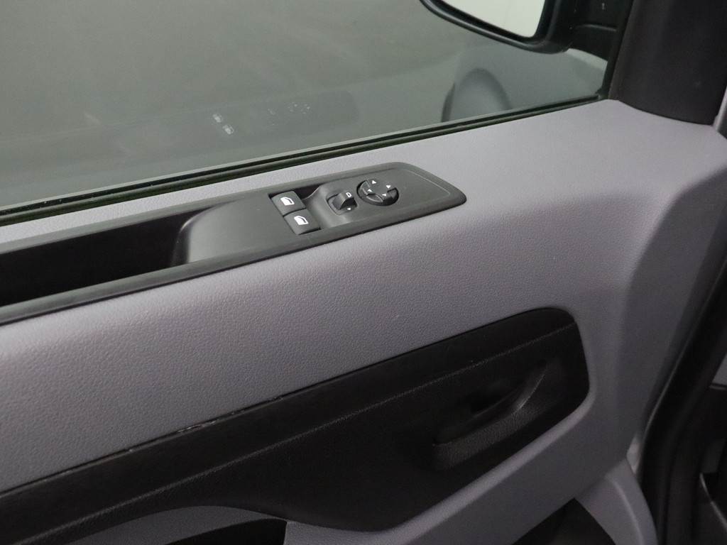 Opel Vivaro 2.0CDTI 122PK XXL Edition | Imperiaal | Trekhaak | Gatelocks | Airco | 3-Persoons 8