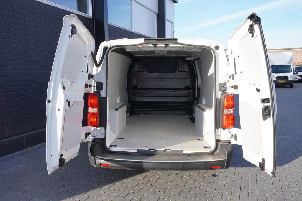 Opel Vivaro 2.0 CDTI 145PK L2 EURO 6 - Airco - Cruise - PDC - â¬14.900,- Excl. 7