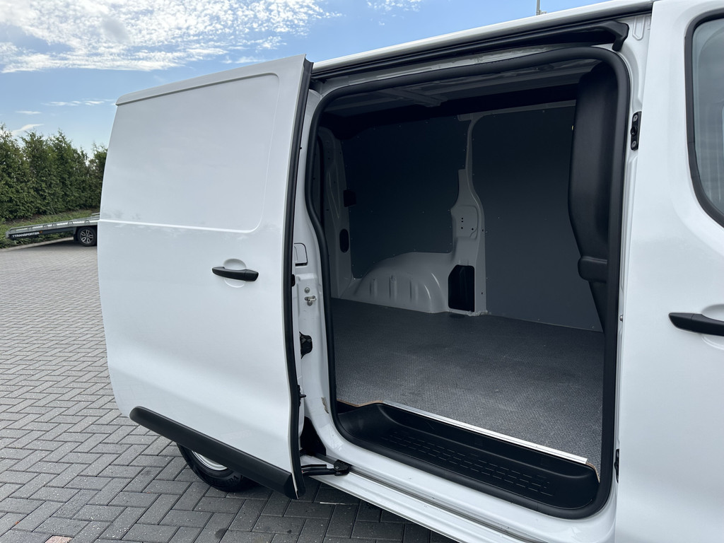 Opel Vivaro 2.0 CDTI 145 PK / L2H1 / UNIEK !! 11.636 KM !! / 1e EIG. / CAMERA / NAVI / CRUISE / AIRCO 8