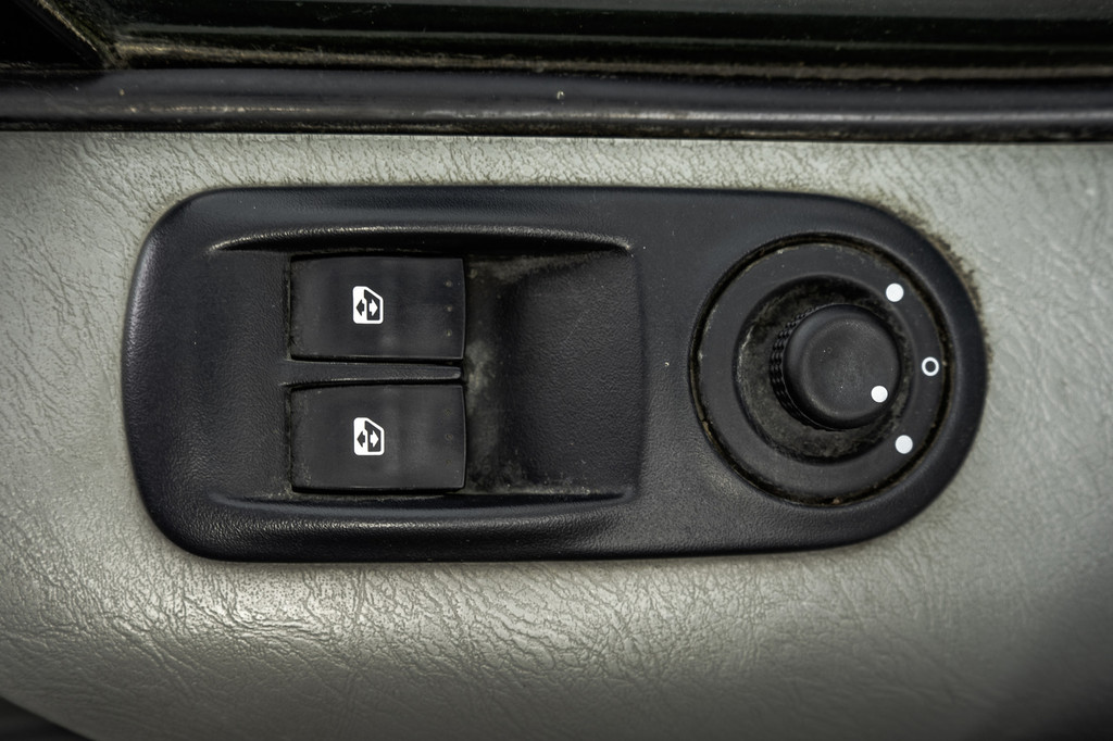 Opel Vivaro 2.0 CDTI | L2H1 | 3-Zits | Airco 19