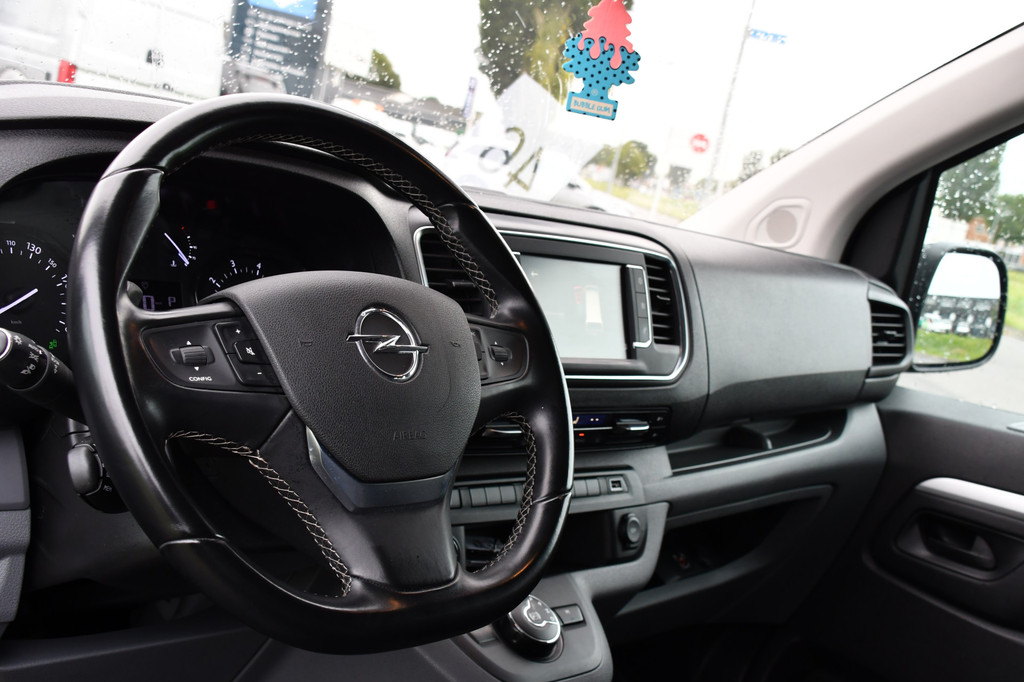 Opel Vivaro 2.0 CDTI L3H1 DC Black Edition Camera, Cruise, Carplay, 177pk, Leder, Automaat, 2 x Schuifdeur, Sensoren, Xenon, Uniek! 12