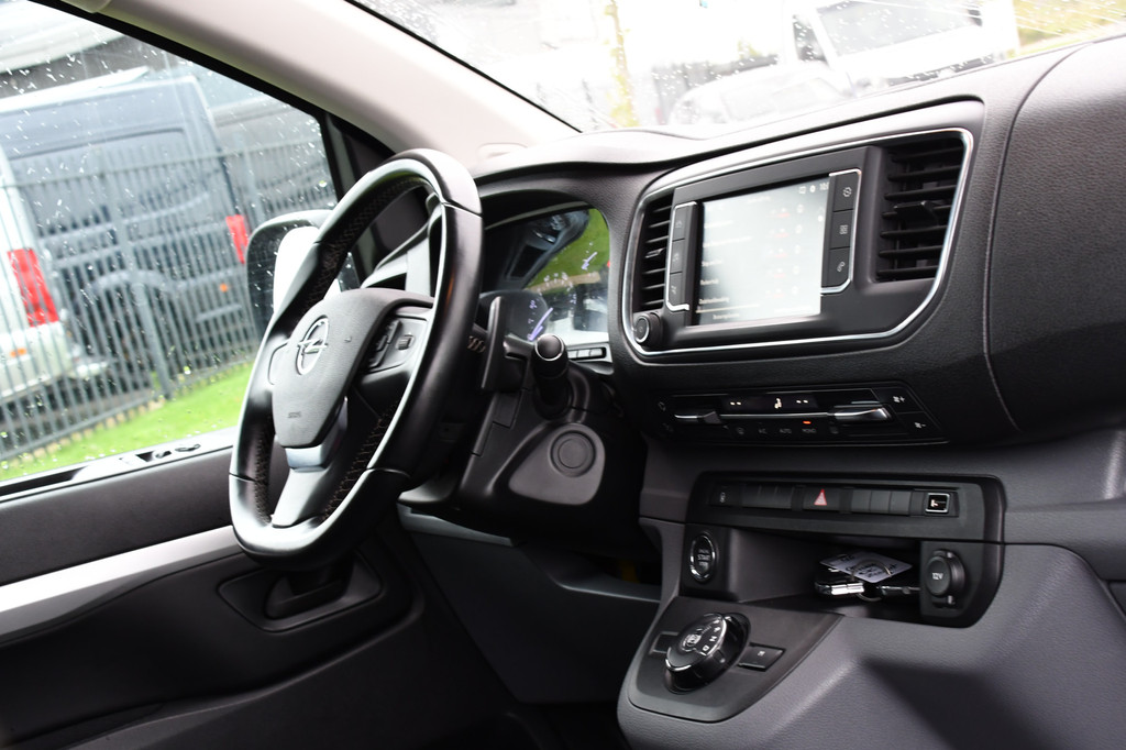 Opel Vivaro 2.0 CDTI L3H1 DC Black Edition Camera, Cruise, Carplay, 177pk, Leder, Automaat, 2 x Schuifdeur, Sensoren, Xenon, Uniek! 14