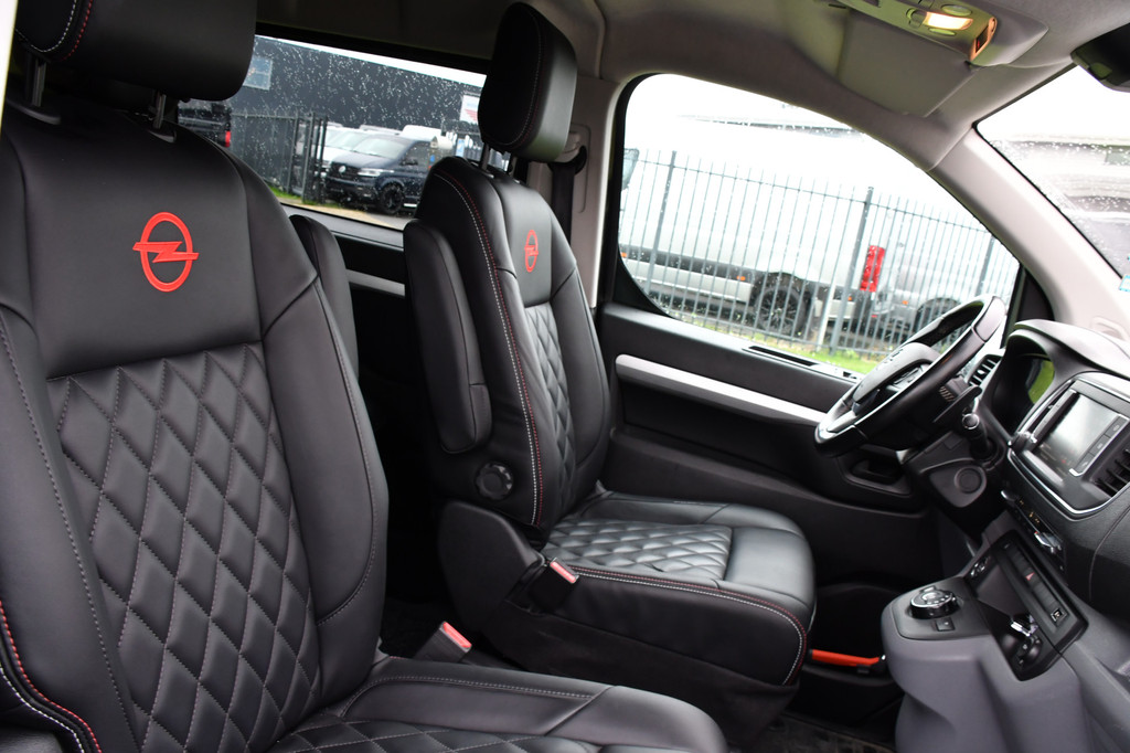 Opel Vivaro 2.0 CDTI L3H1 DC Black Edition Camera, Cruise, Carplay, 177pk, Leder, Automaat, 2 x Schuifdeur, Sensoren, Xenon, Uniek! 16