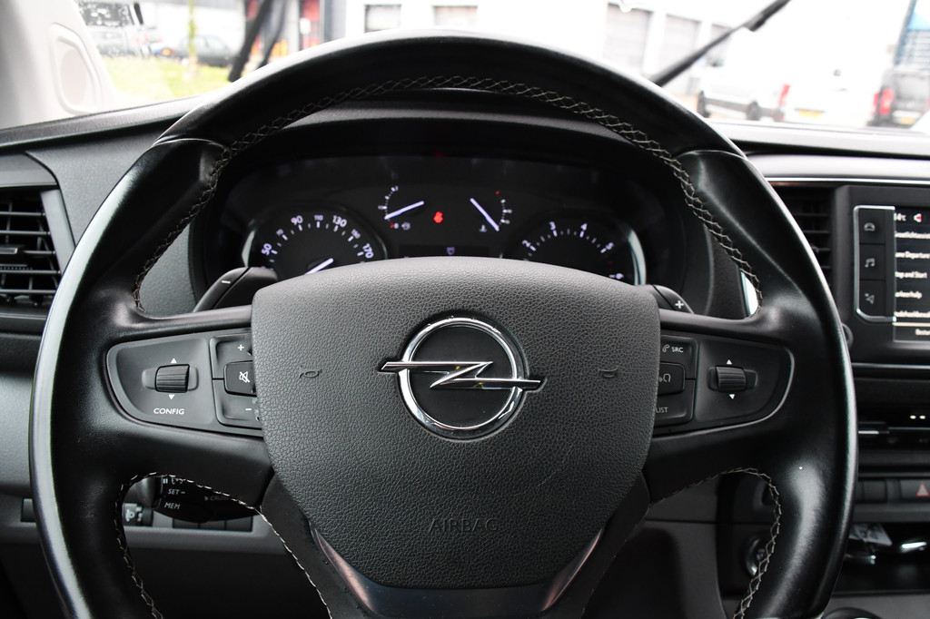 Opel Vivaro 2.0 CDTI L3H1 DC Black Edition Camera, Cruise, Carplay, 177pk, Leder, Automaat, 2 x Schuifdeur, Sensoren, Xenon, Uniek! 18