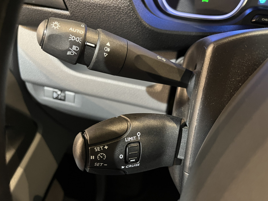 Opel Vivaro-e L1H1 Edition 50 kWh / 100% Elektrisch !! / Airco / Cruise Control / CarPlay / Camera / Navigatie / 16.000 KM!! 18