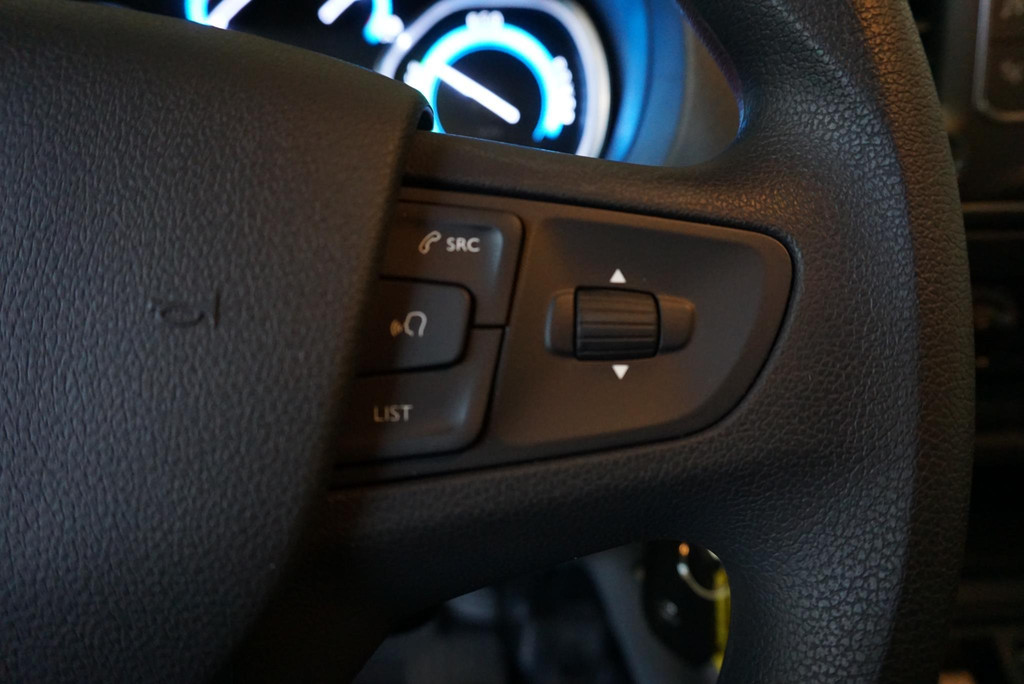 Opel Vivaro-e L3H1 Edition 75 kWh Airco Navigatie Cruise Control 15