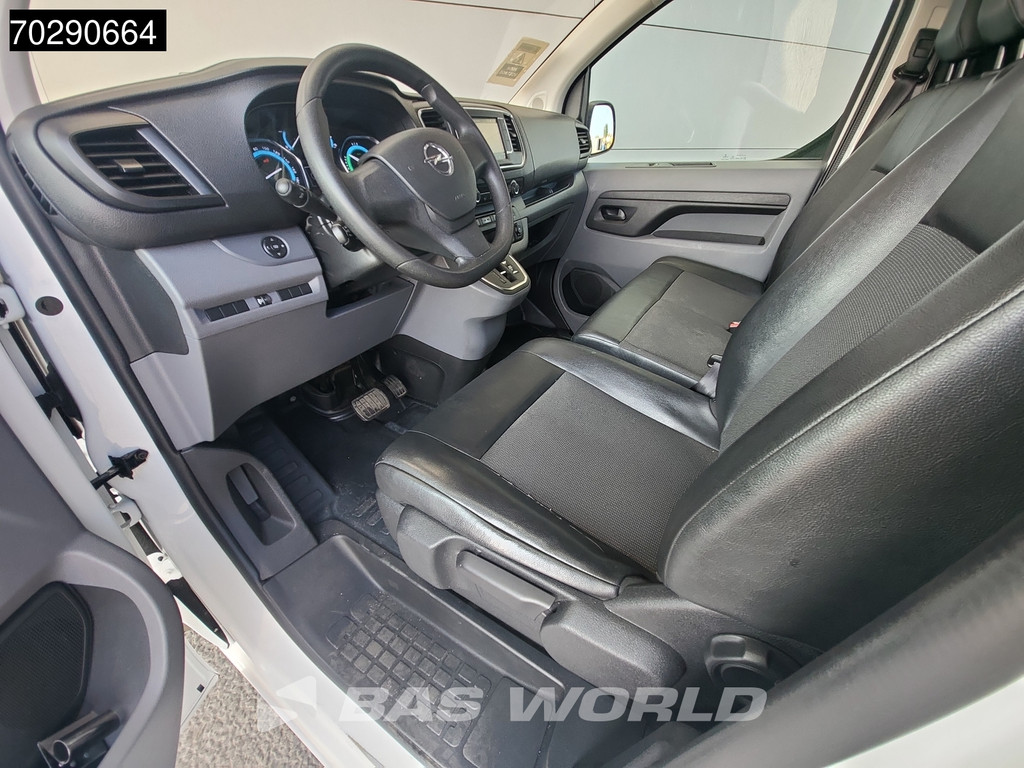 Opel Vivaro-e 136PK Elektrisch 231km WLTP 50kWh L3H1 Navi Camera Airco Cruise L3 6m3 Airco Cruise control 13