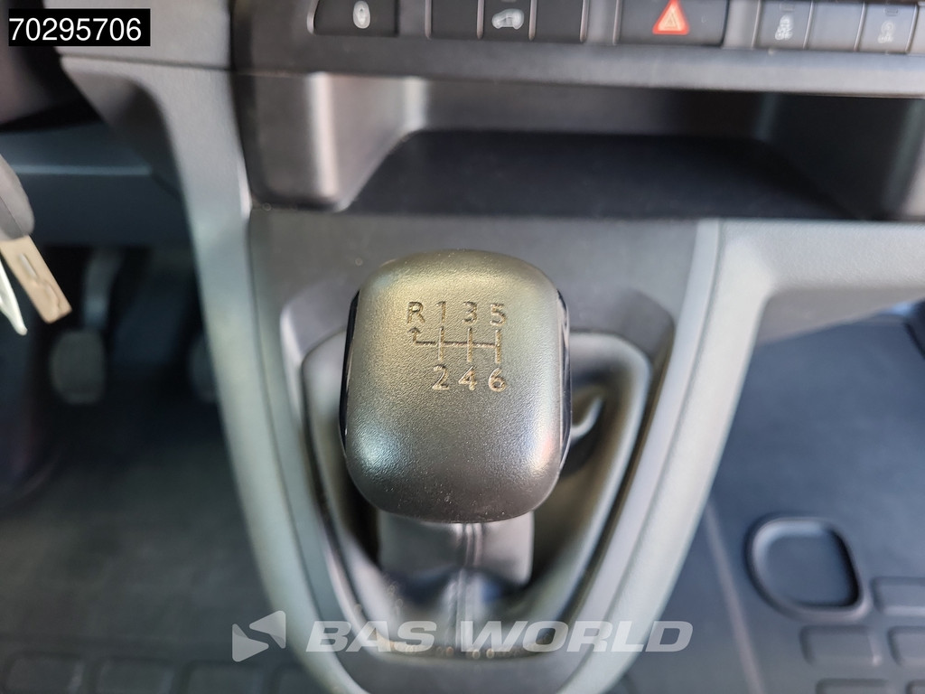 Opel Vivaro 100PK L1H1 Airco Cruise Imperiaal Euro6 L1 Airco Trekhaak Cruise control 15