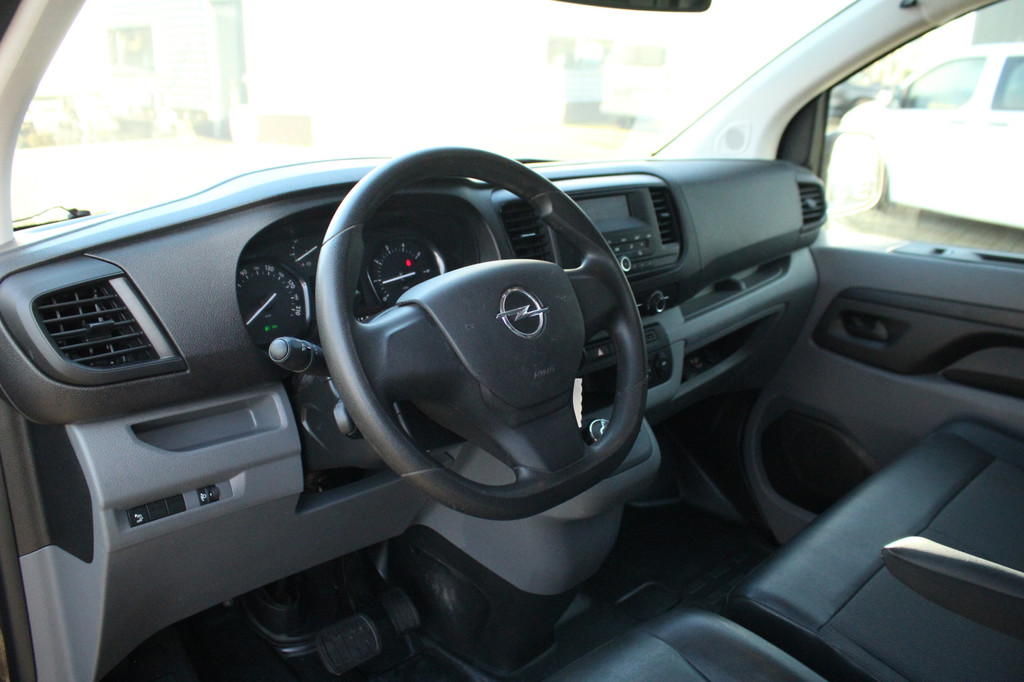Opel Vivaro 2.0CDTI 123pk L2H1 Edition | Automaat | Camera | Cruise | Lease 260,- p/m 13