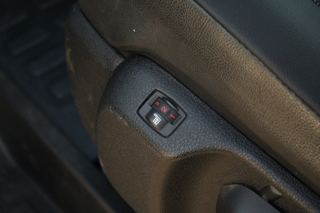 Opel Vivaro 2.0CDTI 123pk L2H1 Edition | Automaat | Camera | Cruise | Lease 260,- p/m 15